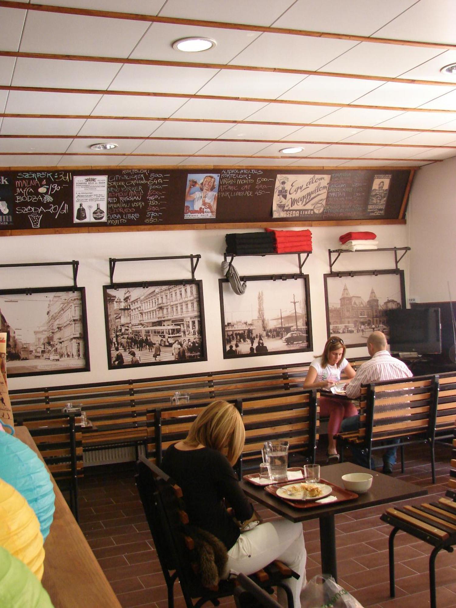 Promenade Panzio Bed & Breakfast Miskolc Ngoại thất bức ảnh