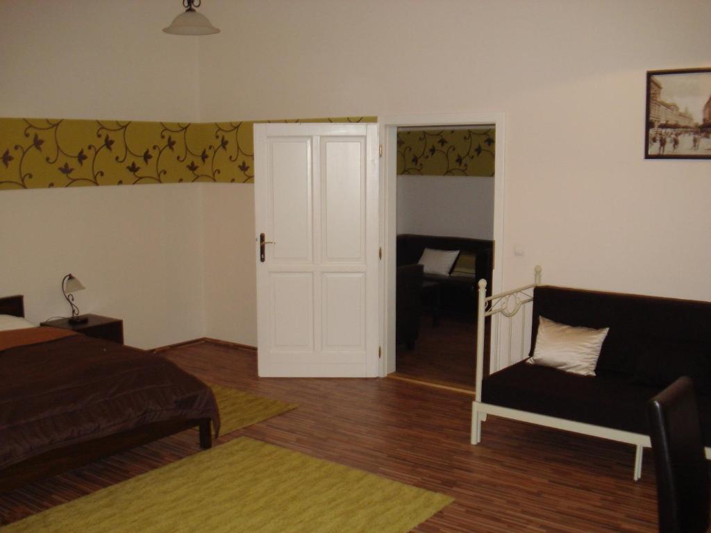 Promenade Panzio Bed & Breakfast Miskolc Phòng bức ảnh