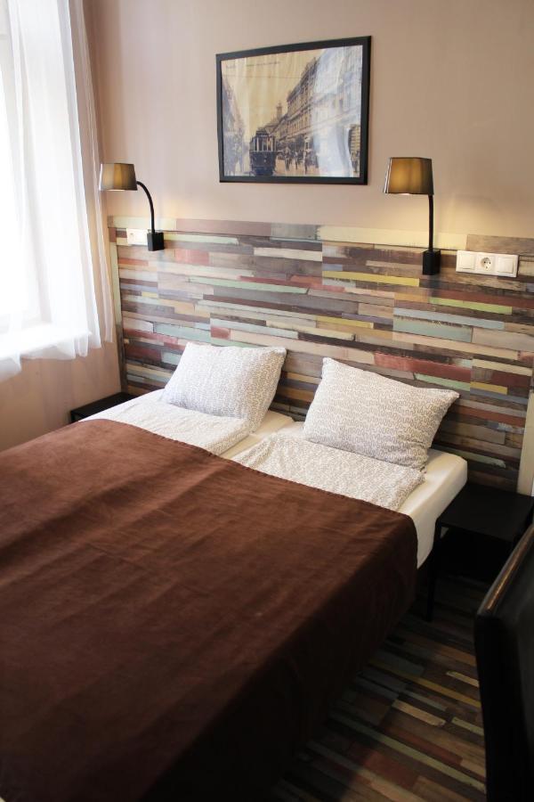 Promenade Panzio Bed & Breakfast Miskolc Ngoại thất bức ảnh